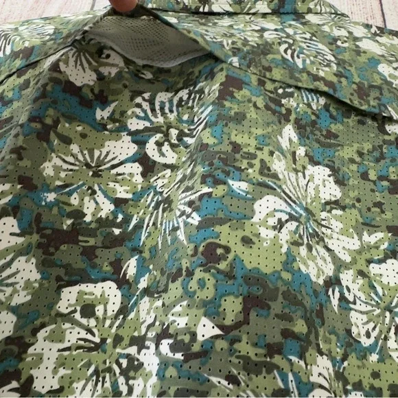 Canada Weather Gear Mens Vented Floral Camou performance shirt size Medium - Picture 13 of 14